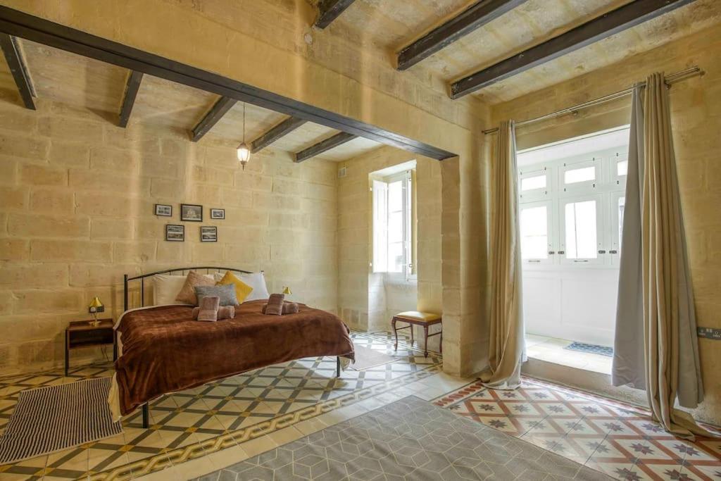 Chic, Stylish & Spacious Flat In Central Valletta Exterior foto