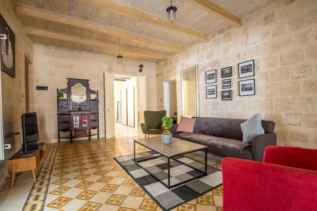 Chic, Stylish & Spacious Flat In Central Valletta Exterior foto