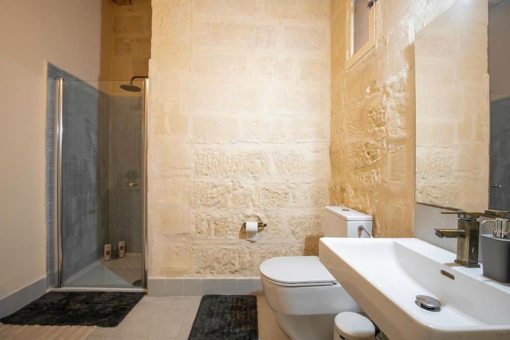Chic, Stylish & Spacious Flat In Central Valletta Exterior foto