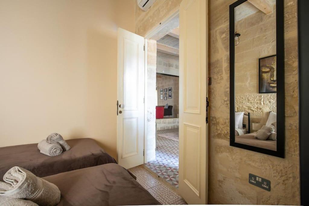 Chic, Stylish & Spacious Flat In Central Valletta Exterior foto