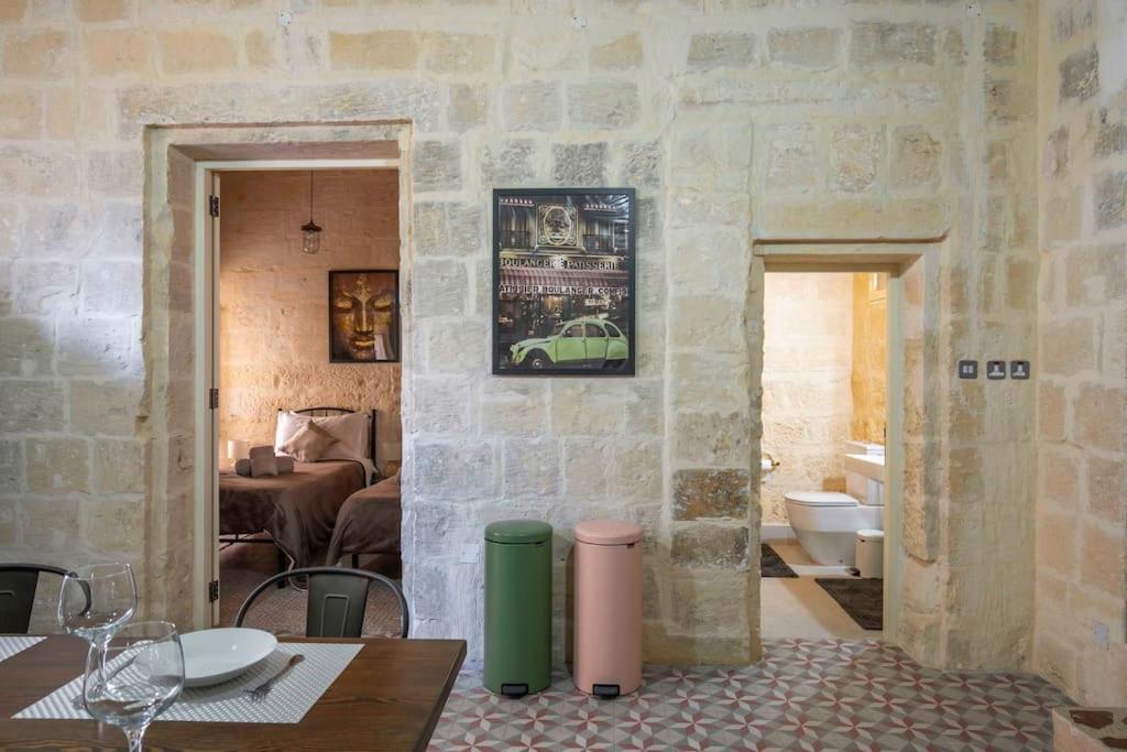 Chic, Stylish & Spacious Flat In Central Valletta Exterior foto